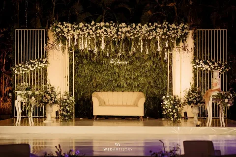 Top 10 Unique Wedding Decoration