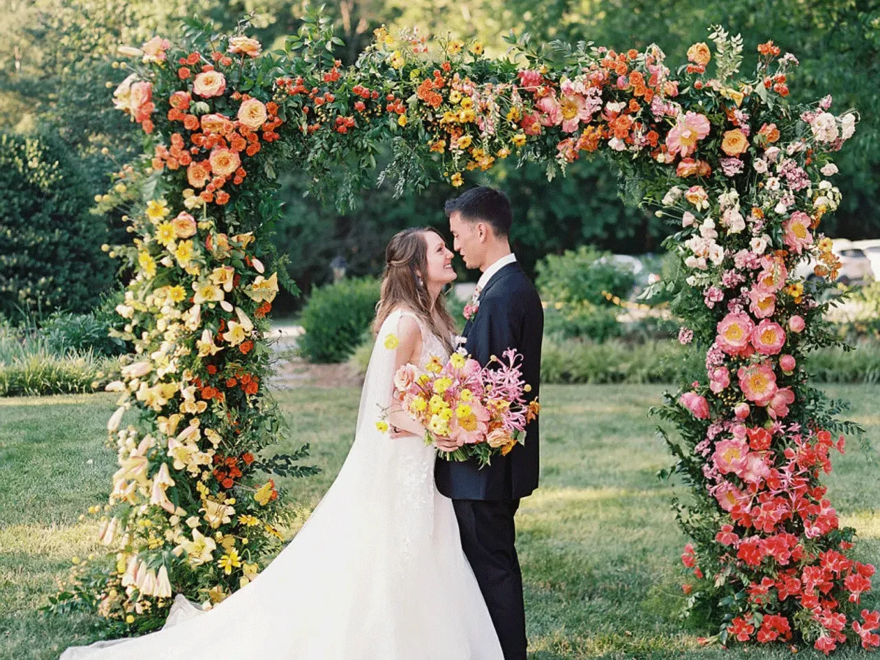 Best Summer Wedding Decor Ideas for Your Home (Trendy & Affordable)